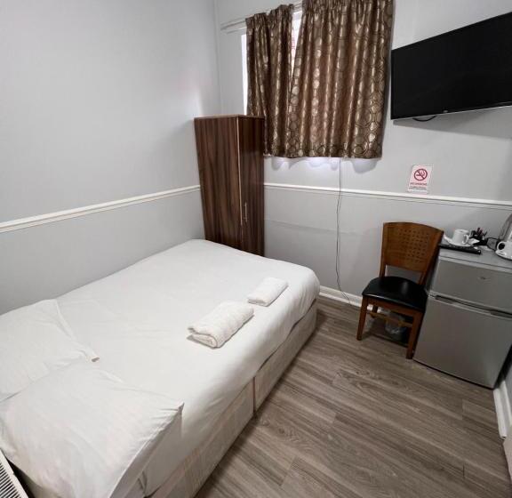 基本间, The Commongate Hotels