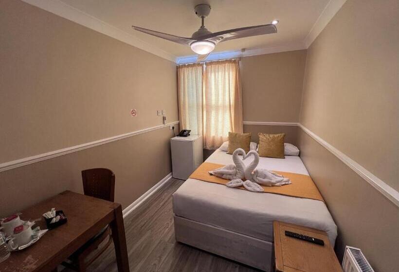 标准间, The Commongate Hotels