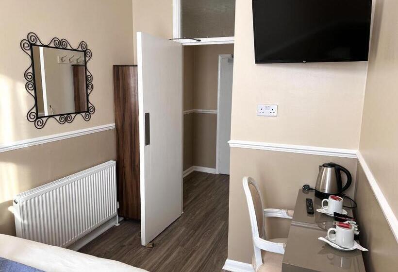 标准间, The Commongate Hotels