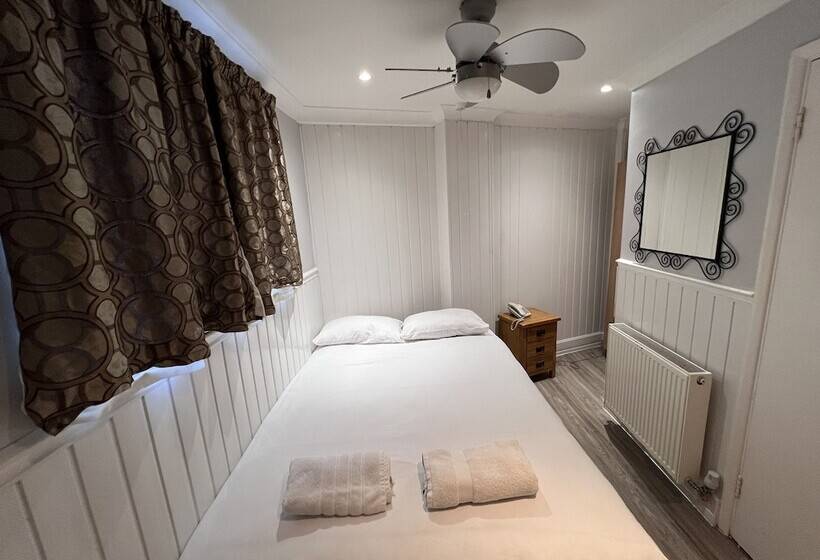 标准间, The Commongate Hotels