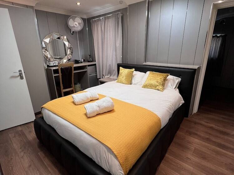 豪华房间, The Commongate Hotels