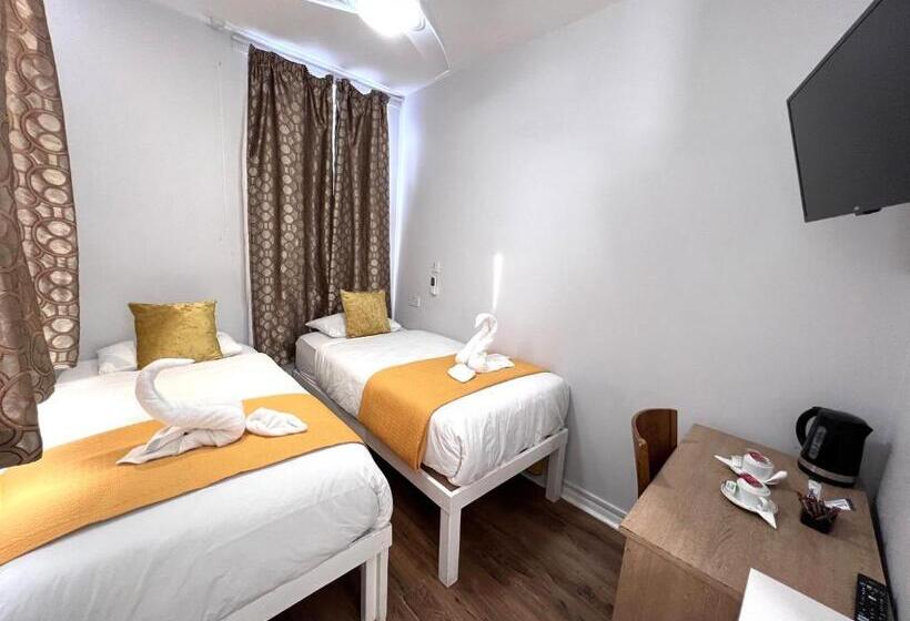 标准间, The Commongate Hotels