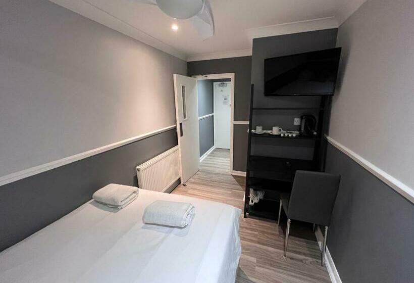 标准间, The Commongate Hotels