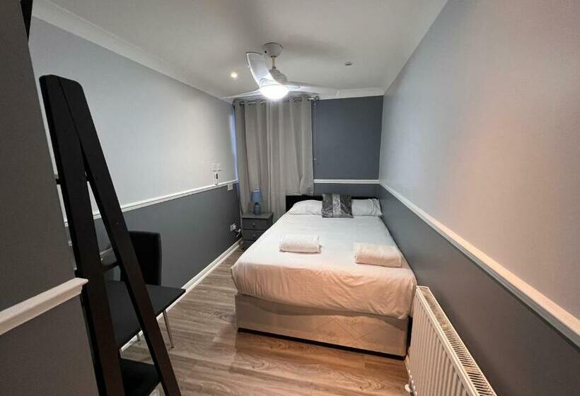 标准间, The Commongate Hotels