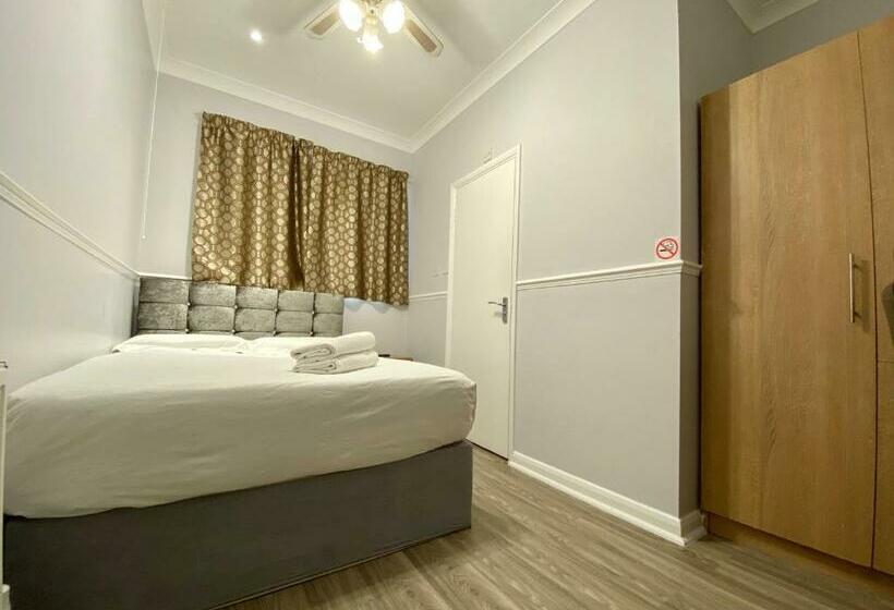 Номер Стандарт, The Commongate Hotels