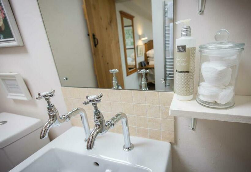 스탠다드 룸, T's At Lower Rudloe Farm