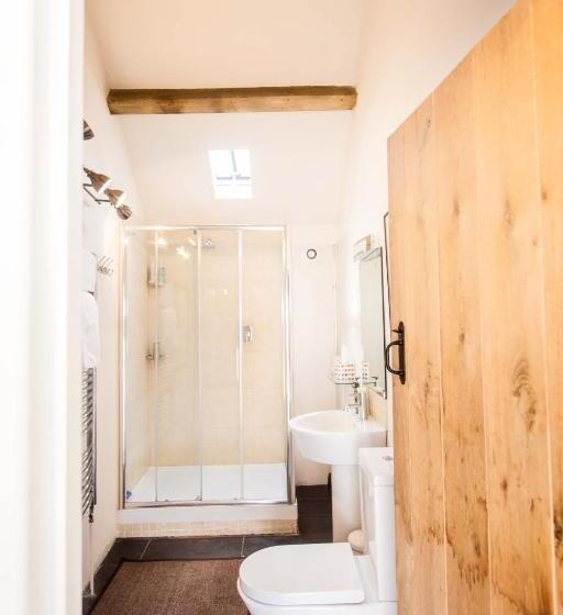 스탠다드 룸, T's At Lower Rudloe Farm