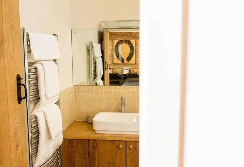 스탠다드 룸, T's At Lower Rudloe Farm