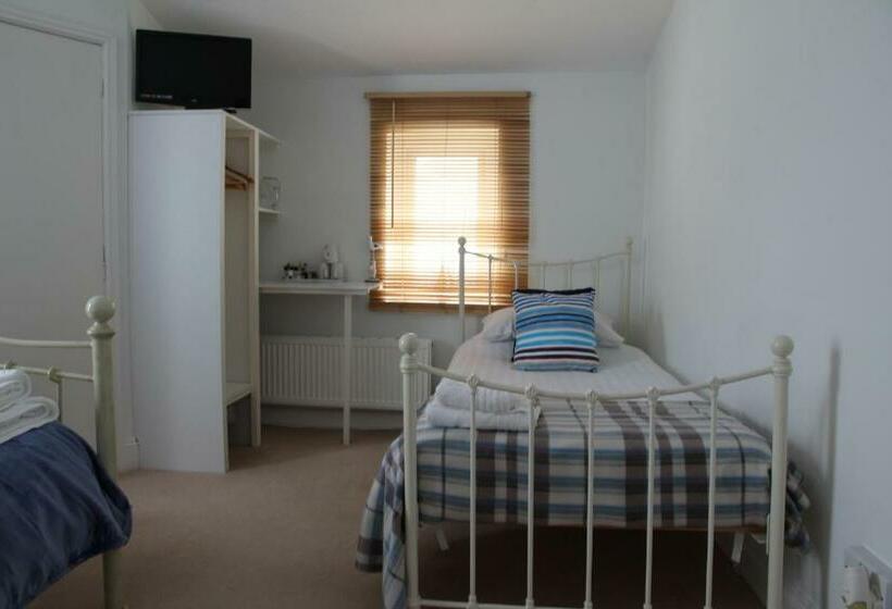 Семейный Номер, Cambridge House Bed & Breakfast