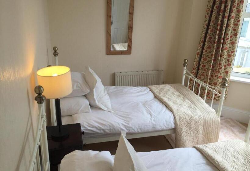 Люкс 3 Спальни, Cambridge House Bed & Breakfast