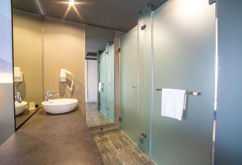 家庭间, Bosphorus Sorgun Hotel All Inclusive