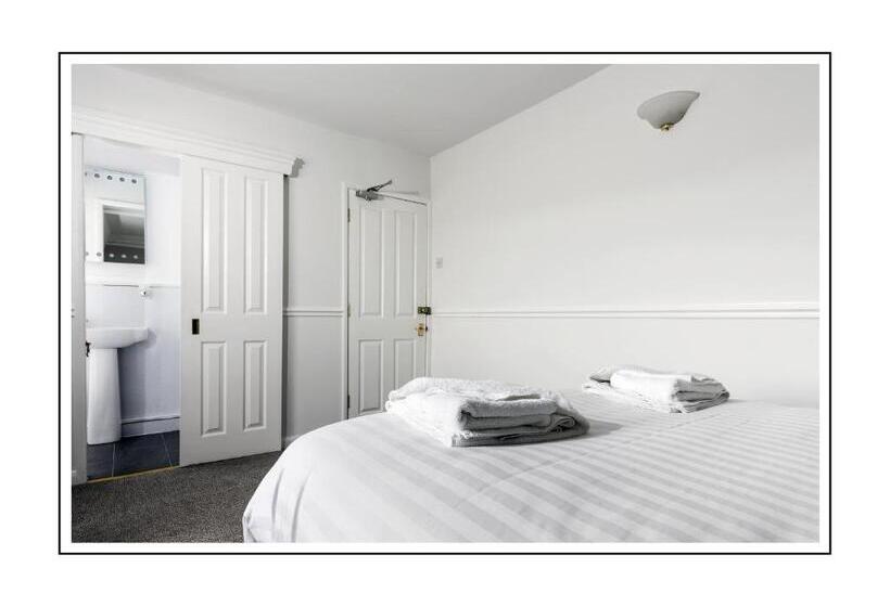 غرفة قياسية, Cressfield Country House