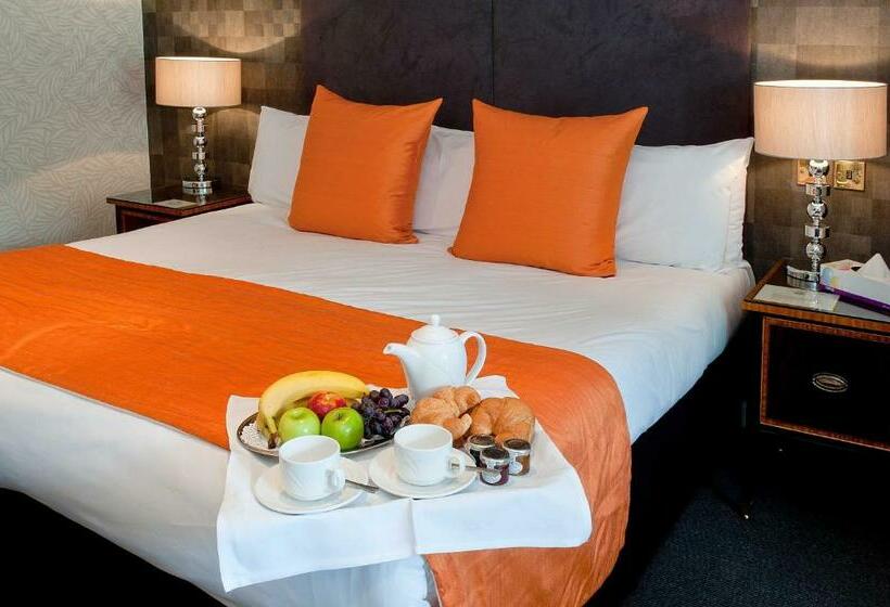 Balkonlu Delüks Oda, The Cults