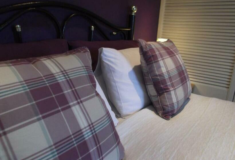 Номер Стандарт Вид на Озеро, Foyers Roost