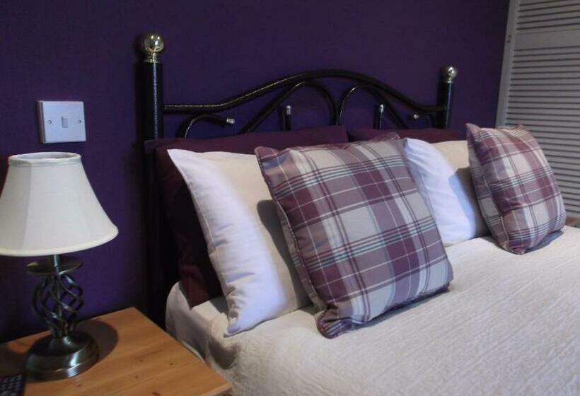 Номер Стандарт Вид на Озеро, Foyers Roost