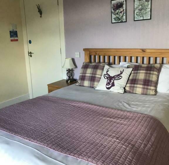 Номер Стандарт Вид на Озеро, Foyers Roost