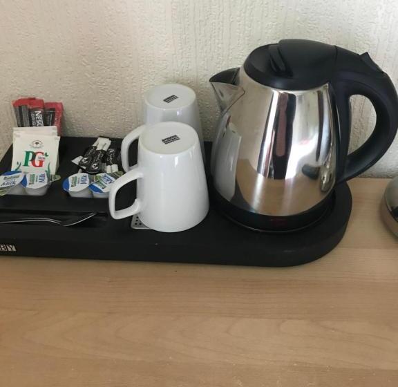 Номер Стандарт Вид на Озеро, Foyers Roost