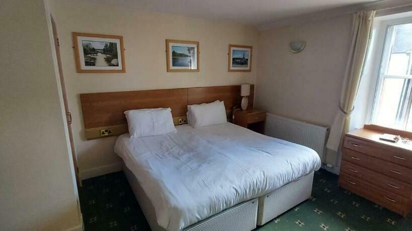 スタンダードルーム, Gordon Arms