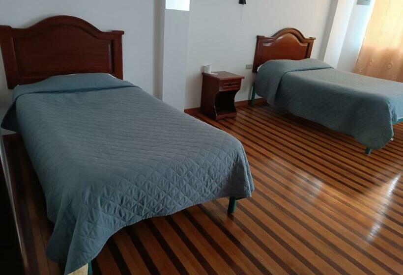 اتاق لوکس, Hostal Pucará