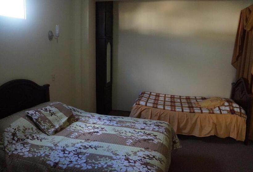 Economy Quadruple Room, Hostal Pucará