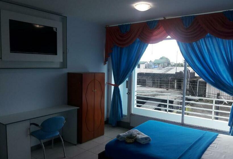 غرفة قياسية فردية, Marques Amazonico