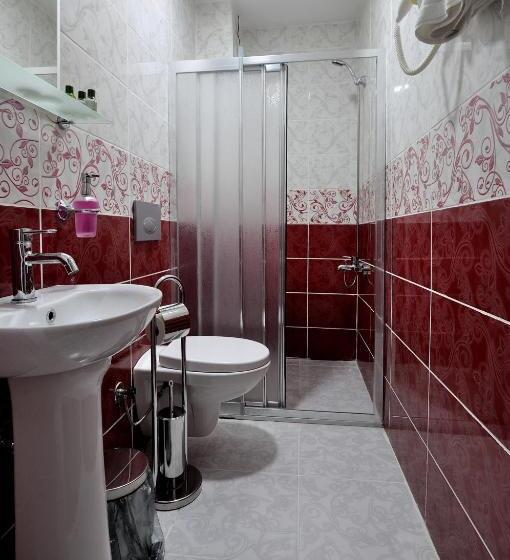 اتاق استاندارد سه نفره, Seyri Istanbul