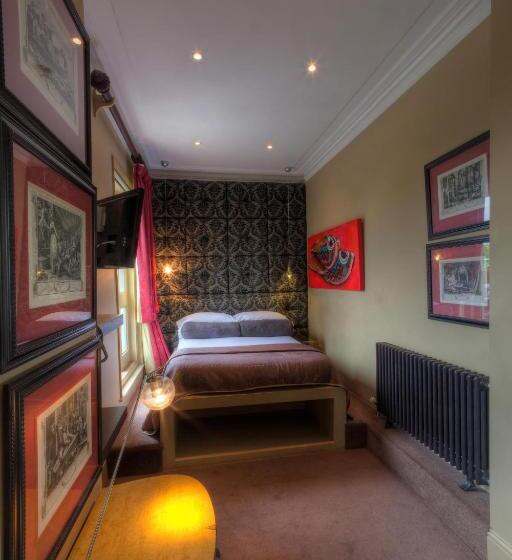 基本间, Strattons