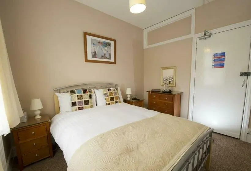 Standard Yhden Hengen Huone, The Clifton