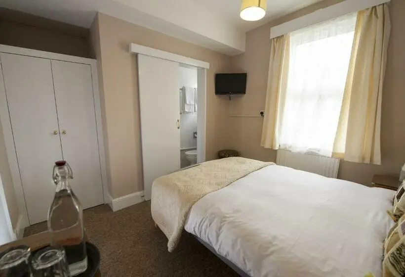 Standard Yhden Hengen Huone, The Clifton