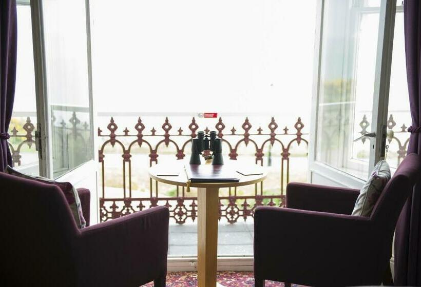 스탠다드 발코니 룸, The Clifton