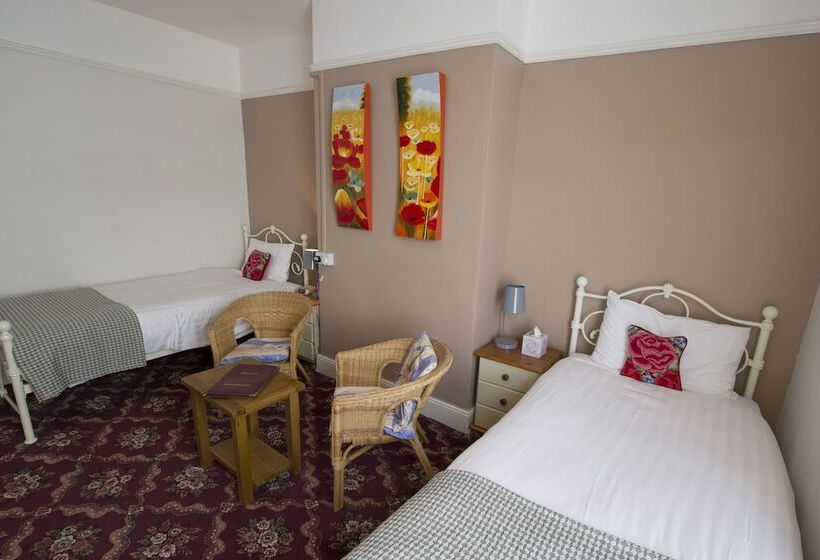 스탠다드 룸, The Clifton