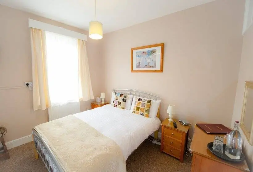 Standard Yhden Hengen Huone, The Clifton