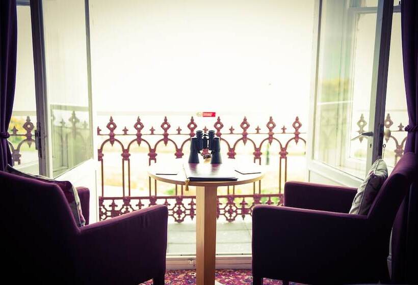 스탠다드 발코니 룸, The Clifton