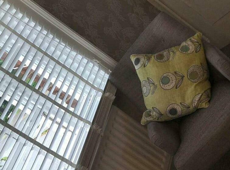 Студия Стандарт, The Hand