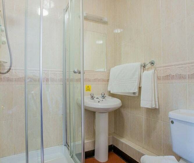 غرفة قياسية فردية, The Howard Arms