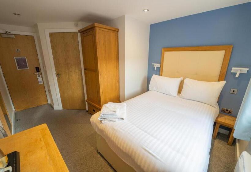 Номер Basic, The Waterside Hotel And Leisure Club