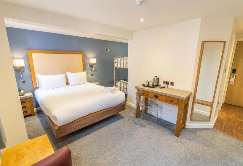 Семейный Номер Классика, The Waterside Hotel And Leisure Club