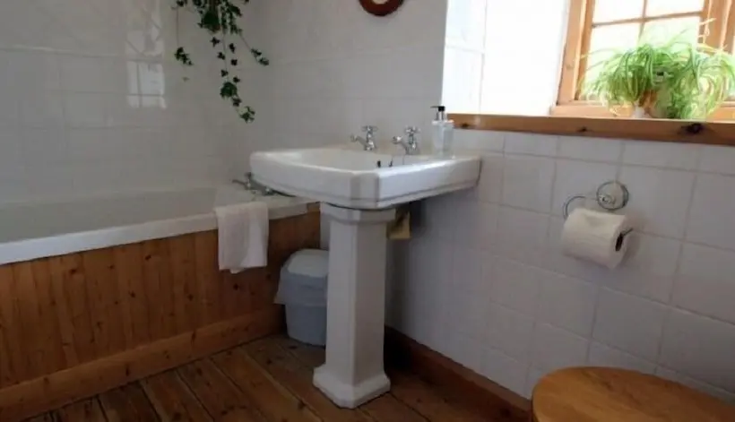 キングサイズベッドのスタンダードルーム, Larkrise Cottage Bed And Breakfast