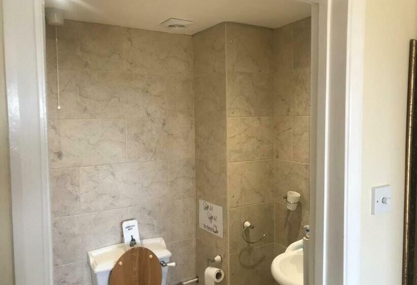 スイート, Stoke House Bed And Breakfast