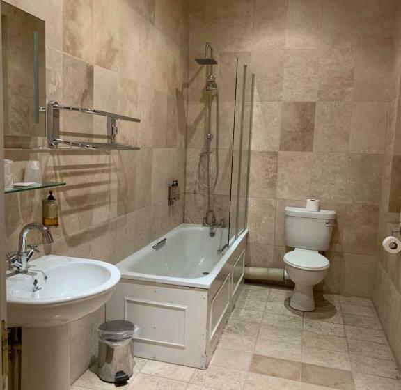 标准间, The Waterloo Hotel & Bistro