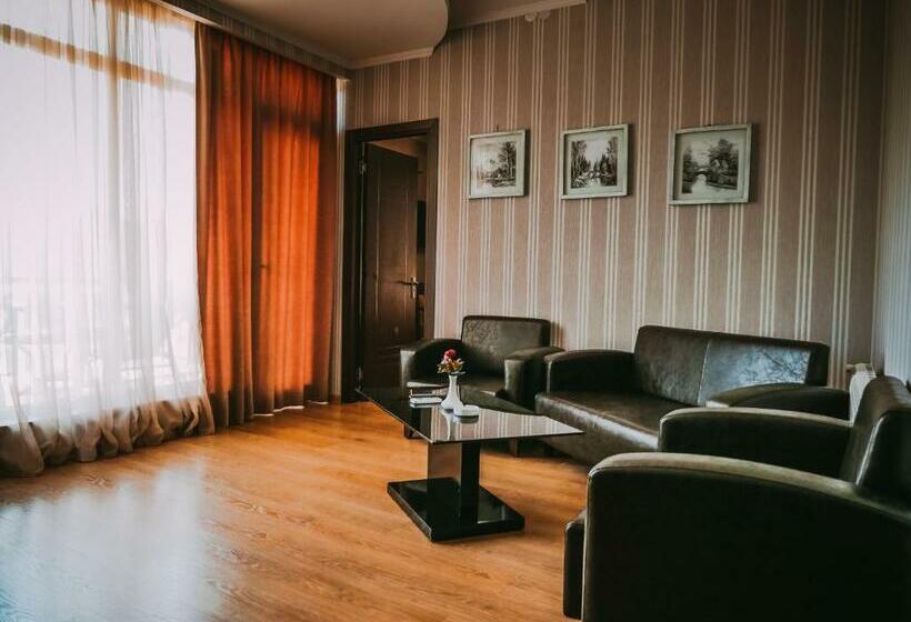 سوییت, Tskaltubo Hotel Prometheus