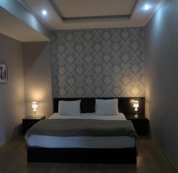 اتاق استاندارد سه نفره, Tskaltubo Hotel Prometheus