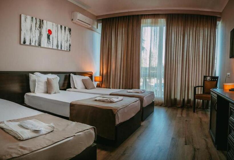 اتاق استاندارد سه نفره, Tskaltubo Hotel Prometheus