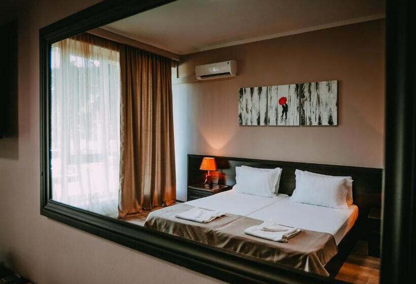 اتاق استاندارد, Tskaltubo Hotel Prometheus