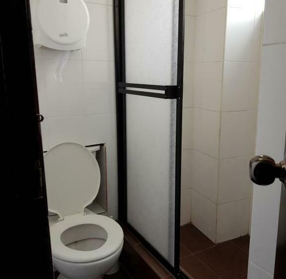 חדר סטנדרד יחיד חדר אמבטיה משותף, Hostal Juana De Arco