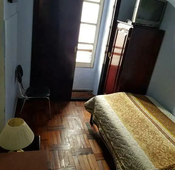 Standard Yhden Hengen Huone, Hostal Juana De Arco