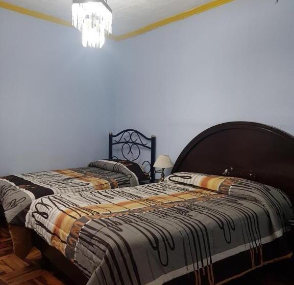 חדר סטנדרט, Hostal Juana De Arco