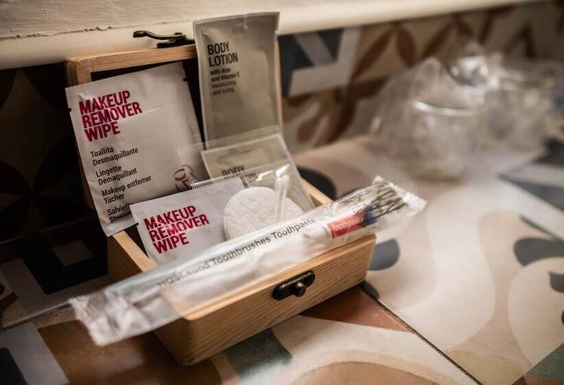 اتاق لوکس, Rooms Vita