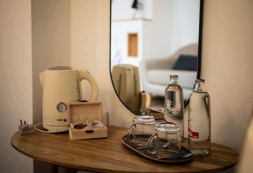 اتاق لوکس, Rooms Vita