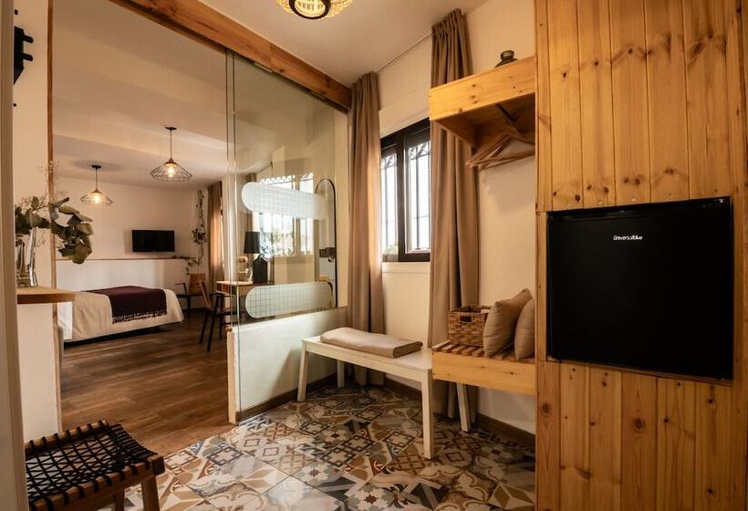 اتاق لوکس, Rooms Vita